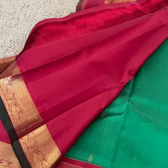 Kanchipuram Pure Silk Saree Green with Red Zari Border & Rich Pallu | Bl. Fabric - Picture 12 of 14